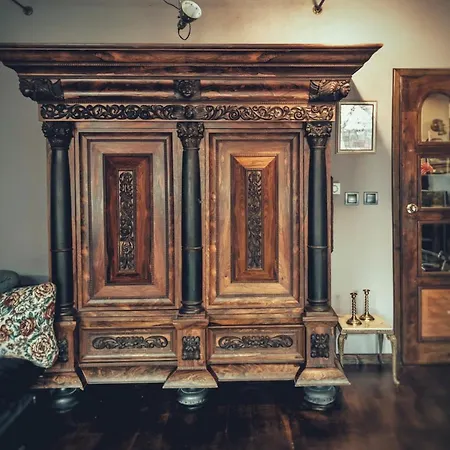 тhe Bohemian Lodge-entire House With Sauna Appartamento Veliko Tărnovo