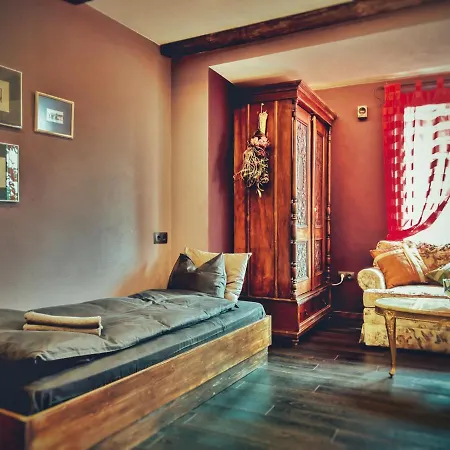 тhe Bohemian Lodge-entire House With Sauna *