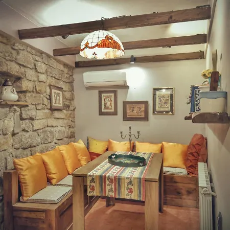 тhe Bohemian Lodge-entire House With Sauna Appartamento *
