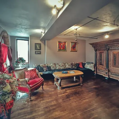 Apartamento тhe Bohemian Lodge-entire House With Sauna Veliko Tŭrnovo